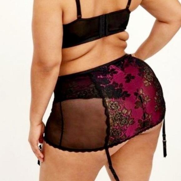 Torrid Lace Boudoir Garter Skirt Size 4 4X Navarra Black Boudoir Sheer Lingerie - Picture 2 of 14